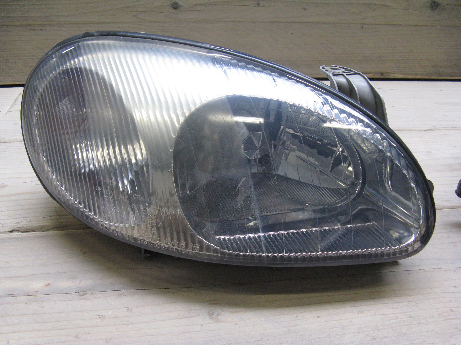 De koplamp helemaal hersteld en helder